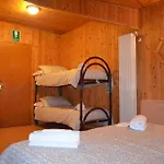 Campodolcino Camping 公寓式酒店