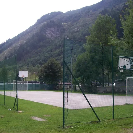 Campodolcino Camping 아파트호텔