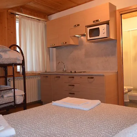 Apartmanhotel Campodolcino Camping