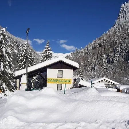 Lägenhetshotell Campodolcino Camping
