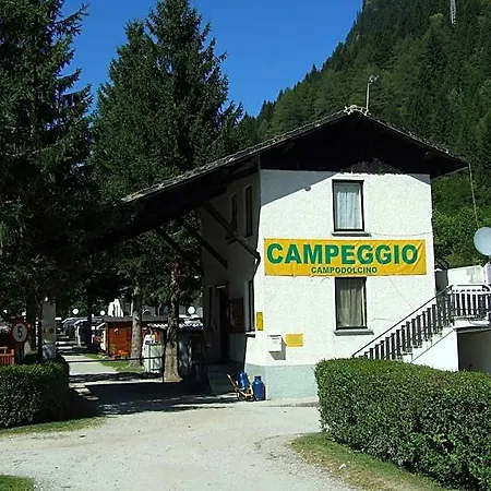 Apartmanhotel Campodolcino Camping 3*