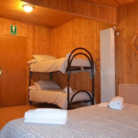 Campodolcino Camping شقة فندقية